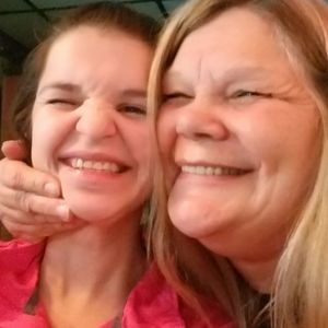 Meet your Posher, Ella